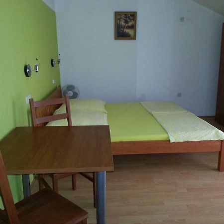 Villa Dora Biograd Na Moru Eksteriør billede