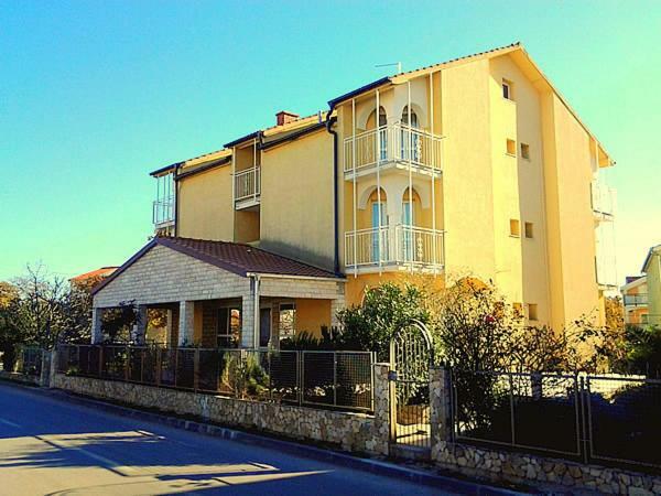 Villa Dora Biograd Na Moru Eksteriør billede